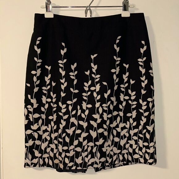 Ann Taylor black and off-white lined botanical print cotton skirt w kick pleat 8 - Picture 1 of 11